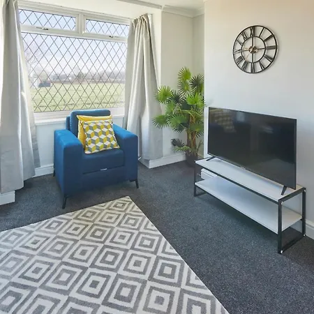 Host & - Armitage Road * Redcar